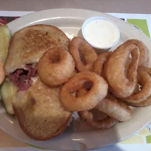 Reuben &amp; onion rings