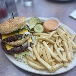 Imitator with fries.