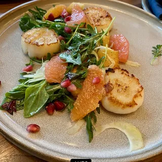 Pan-Seared Scallops*