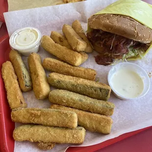 Combo burger with zucchini fries &amp; cheeseburger special