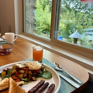 Breakfast with a view of the empty feeder