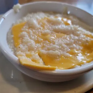 Grits with cheese