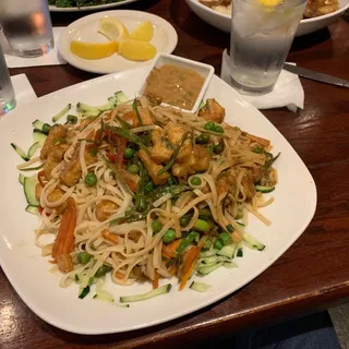 Peanut Ginger Thai Noodles