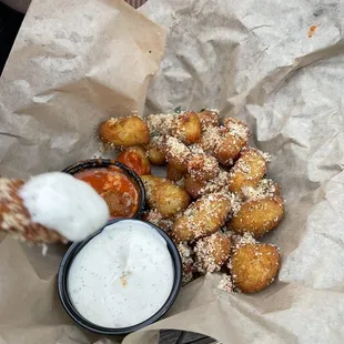 Crispy Cheese Curds