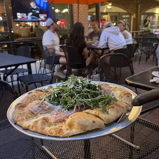 Prosciutto and Arugula Pizza