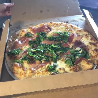 Prosciutto and Arugula Pizza