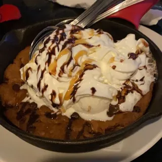 Skillet Cookie