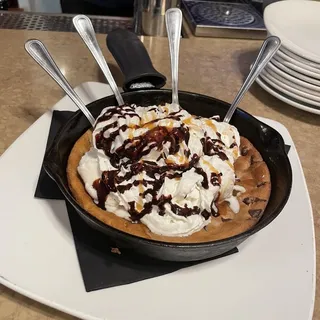 Skillet Cookie