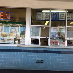 outside, pizza