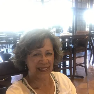 Bobbie R.