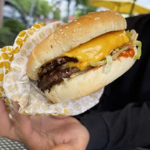 Double ranch burger with cheese