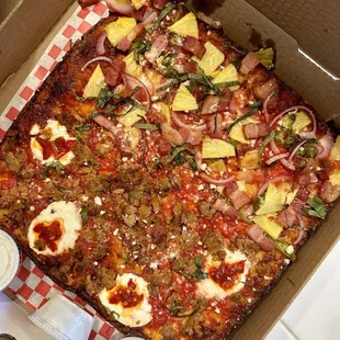 Half #4 and half pineapple