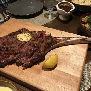 Waygu Tomahawk