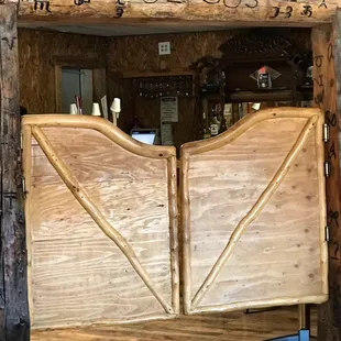 the entrance to the restaurant