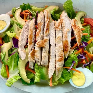 Grilled Chicken Breast Salad