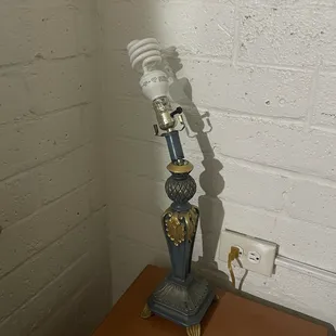 Couldn't figure out how to fix this and the front desk was closed.