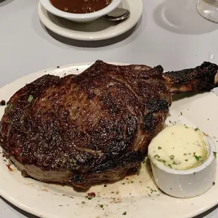 bone-in ribeye with compound butter // ig: @sandyeatslocal