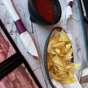 Chips and salsa