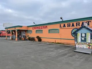 La Barata Market