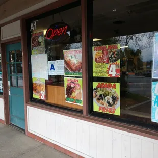Great food! Great specials!