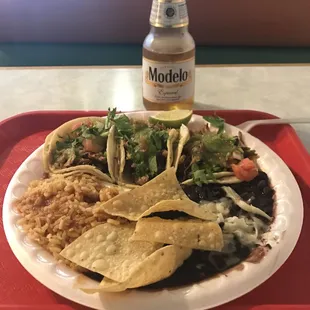 The Carnitas Tacos &amp; a Beer @ Lunch!