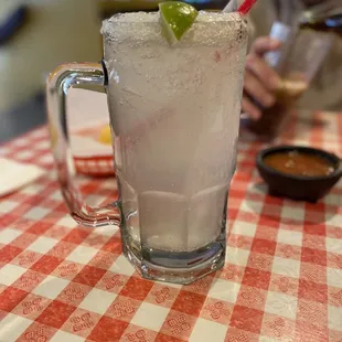 a closeup of a margarita