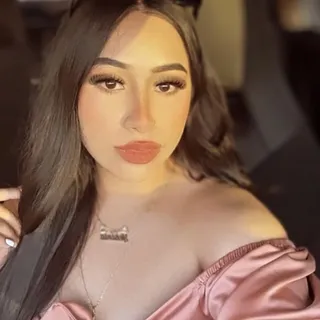 Yessi C.
