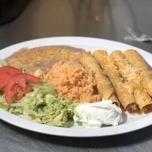 a plate of mexican food