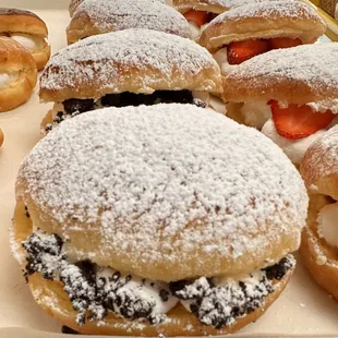 Weekend specials, Oreo crumbles with whip cream