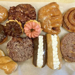 food, dough desserts, donuts