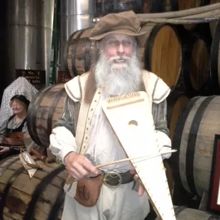 He let me play his harp.