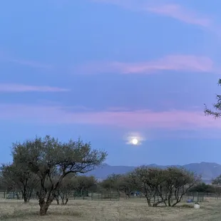 Moon rising over Rancho del Nido.