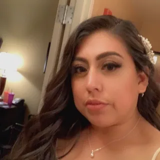 Jazmin V.