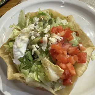 Lunch special TACO SALAD $9.95 Ground beef or chicken. Lettuce, tomato, guacamole, cheese and sour cream