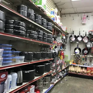 They now have a great selections of kitchenware &quot; unicilios de cocina&quot; at great prices