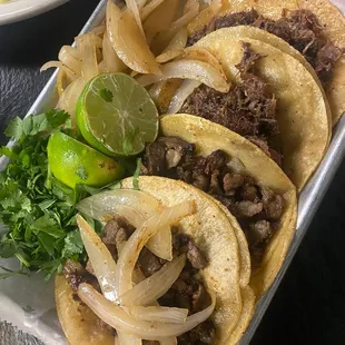 Tacos fajita and barbacoa.