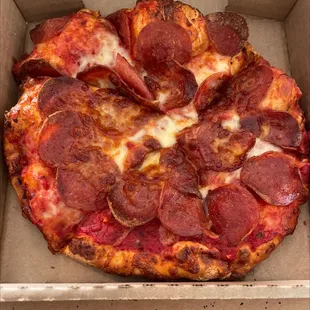 Personal pepperoni pizza