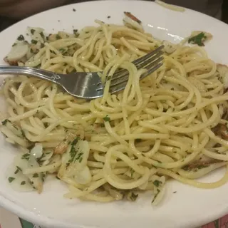 Pasta with Garlic and Oil