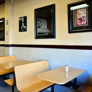 sushi and sashimi, interior