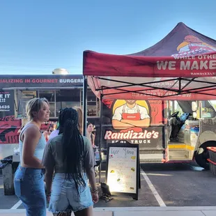 Randizzle&apos;s Food Truck!