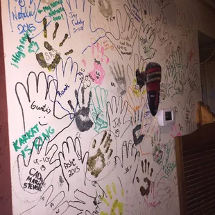 hand wall.