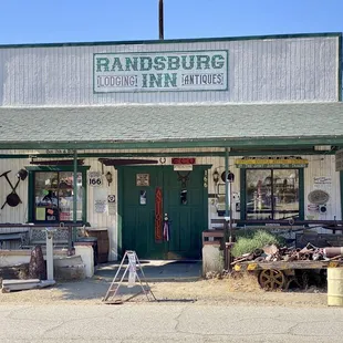 05.27.23 antique shop