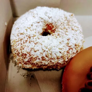 Signature butter crumb raised