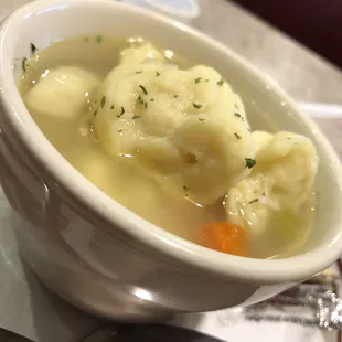 Dumpling soup