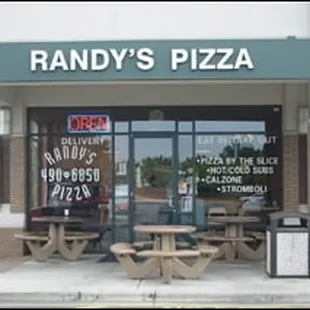 From the Randy&apos;s Pizza Web site.