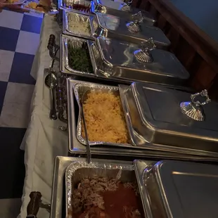 Pulled pork, mac and cheese, green beans and hot dogs