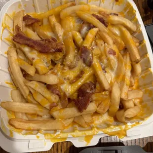 Bacon cheese fries