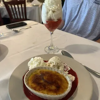 Crème Brule with Raspberry Sauce