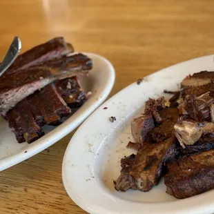 ribs and coleslaw