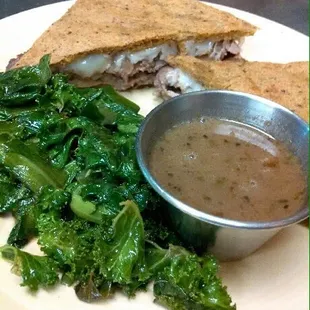Roast beef g/f sandwich and steamed greens